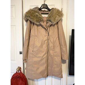 Aritzia Babaton Otis ST. MORITZ Down Parka